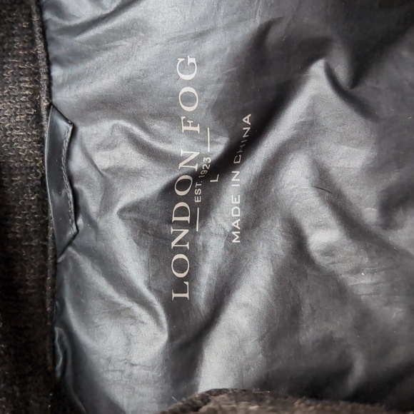 London Fog Down Puffer & Polyester Jacket in Women's Size L - Picture 3 of 3